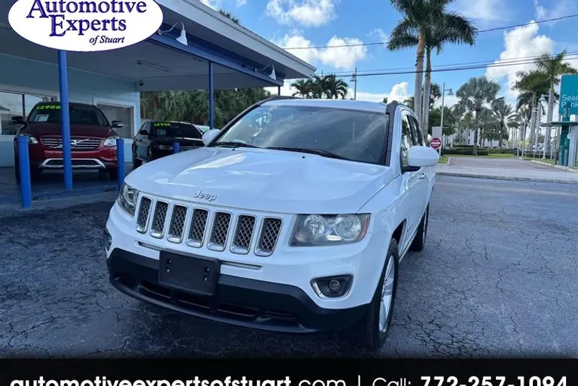 2015 Jeep Compass Latitude photo 1