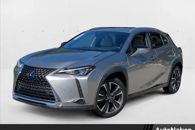 2021 Lexus UX 200 photo 1