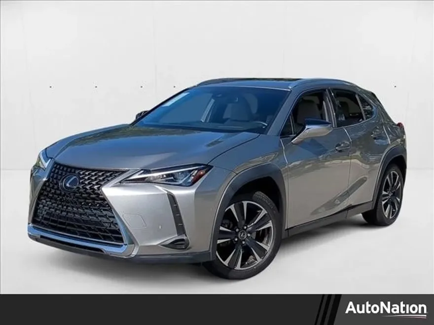 2021 Lexus UX 200 photo 1