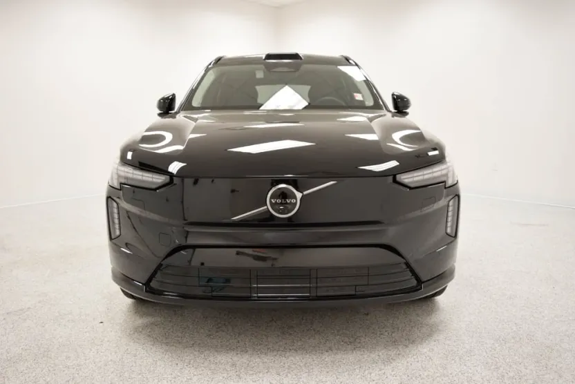 2025 Volvo EX90 Twin Motor Performance Ultra photo 1