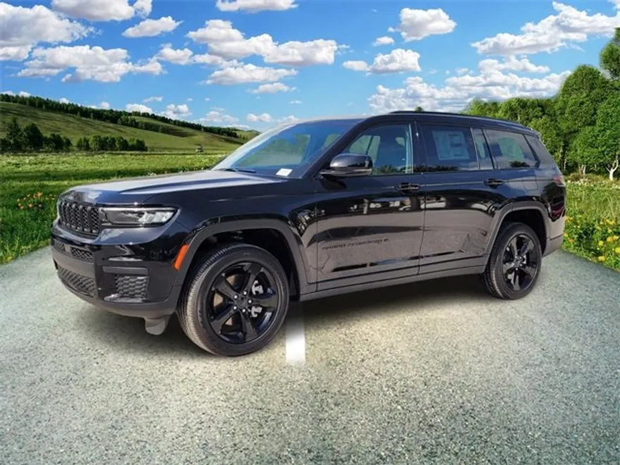 2025 Jeep Grand Cherokee Altitude X photo 1
