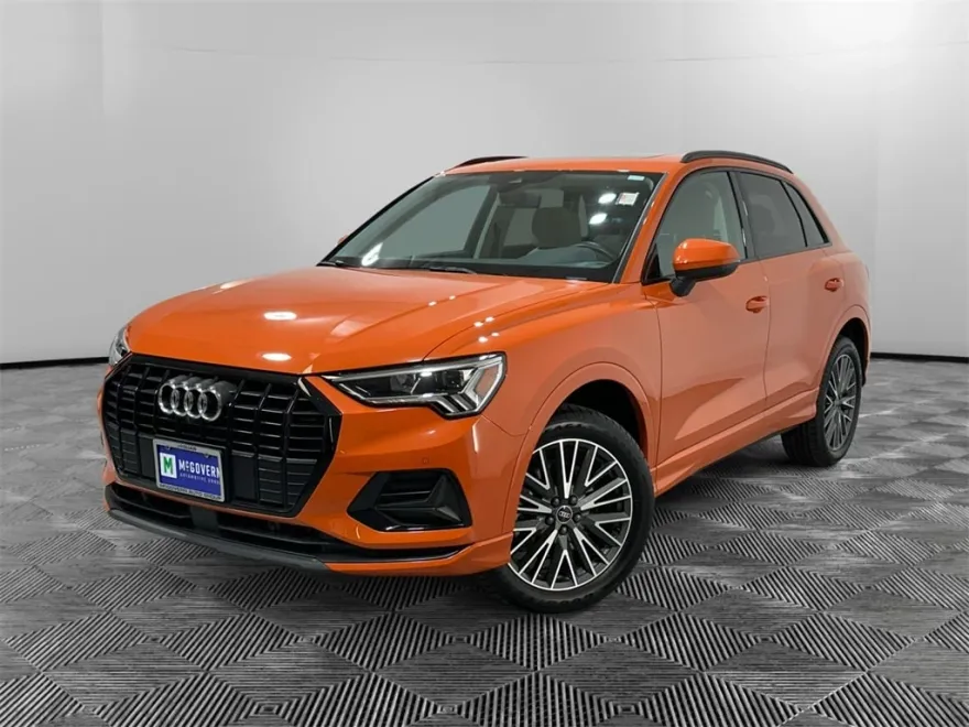 2024 Audi Q3 Premium Plus photo 1