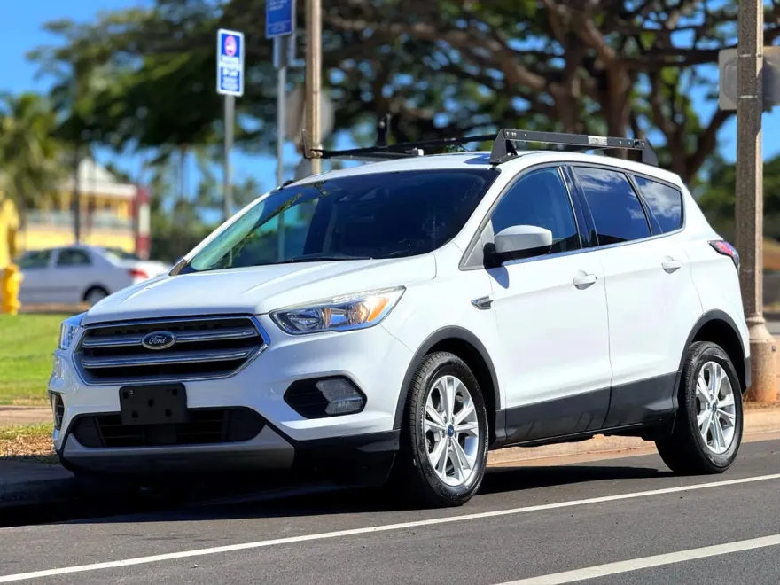 2018 Ford Escape SE photo 1
