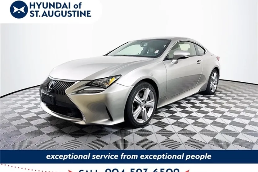 2016 Lexus RC 200t photo 1
