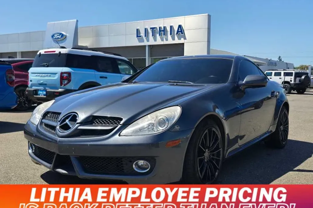 2010 Mercedes Benz SLK 300 photo 1