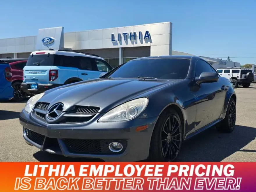 2010 Mercedes Benz SLK 300 photo 1