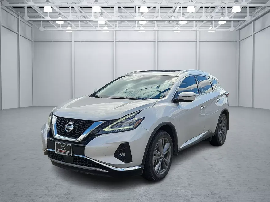 2021 Nissan Murano Platinum photo 1