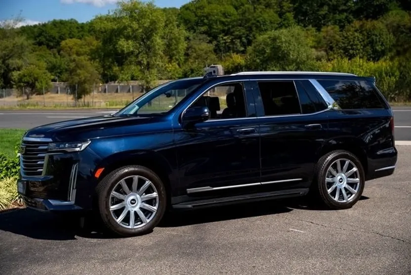 2023 Cadillac Escalade Premium Luxury Platinum photo 1