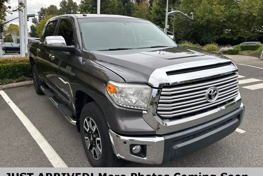 2016 Toyota Tundra Limited photo 1
