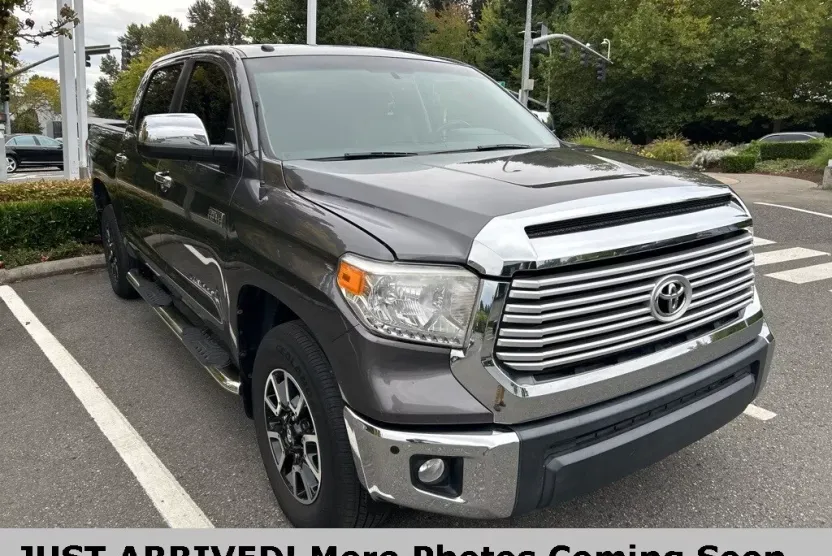 2016 Toyota Tundra Limited photo 1