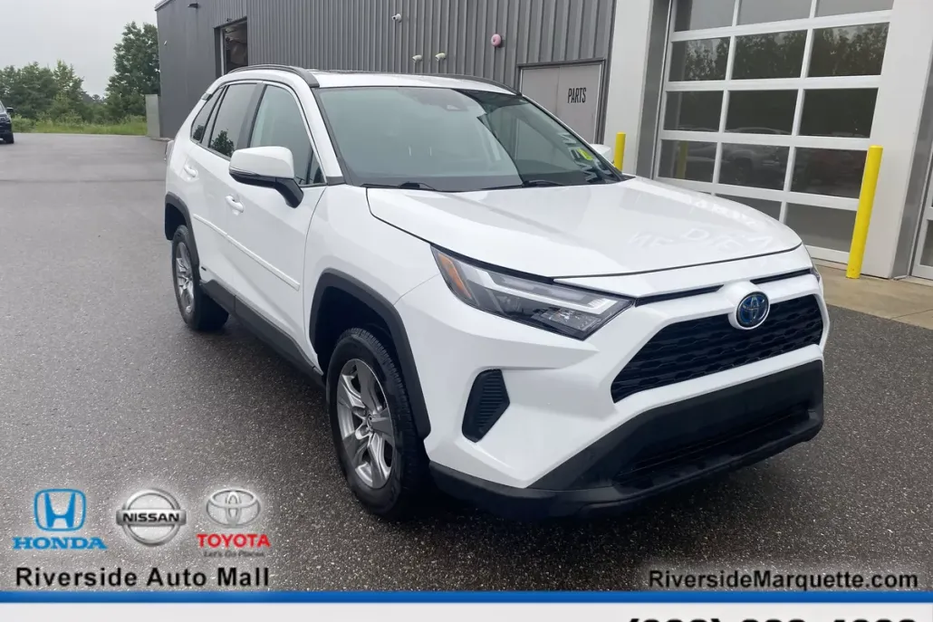2022 Toyota RAV4 Hybrid XLE photo 1