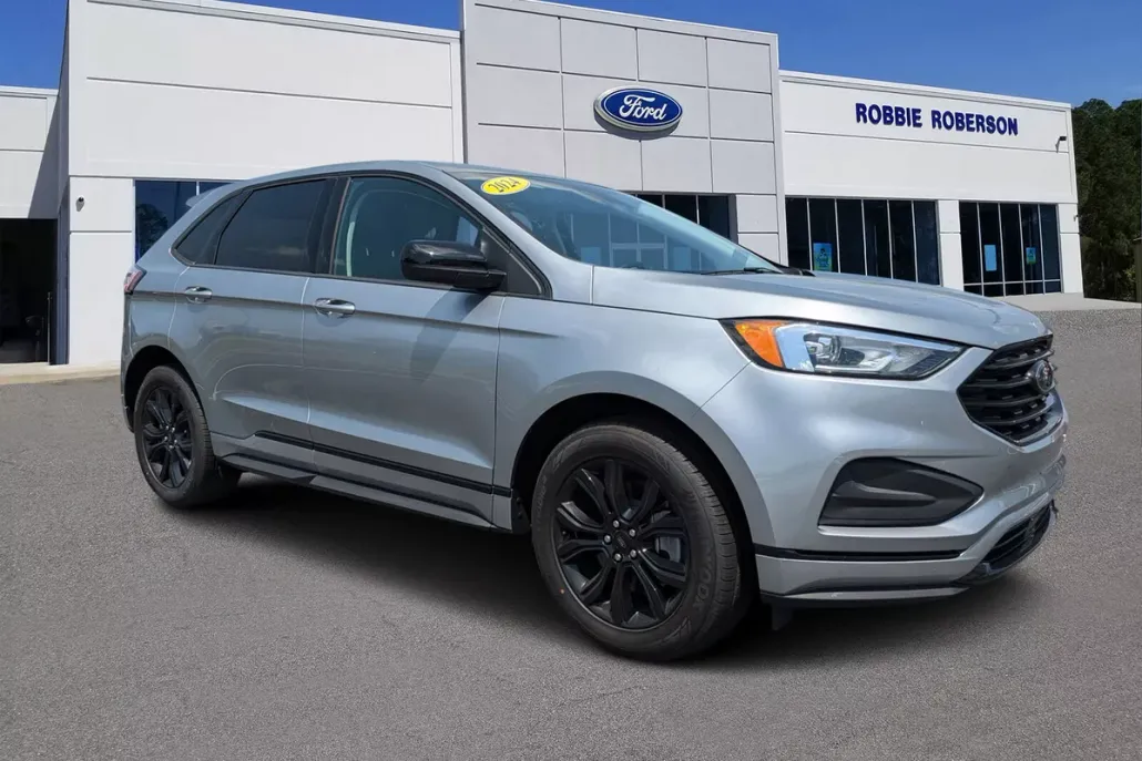 2024 Ford Edge SE photo 1