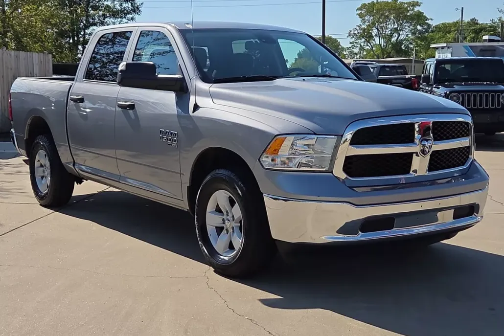 2023 Ram 1500 Classic SLT photo 1