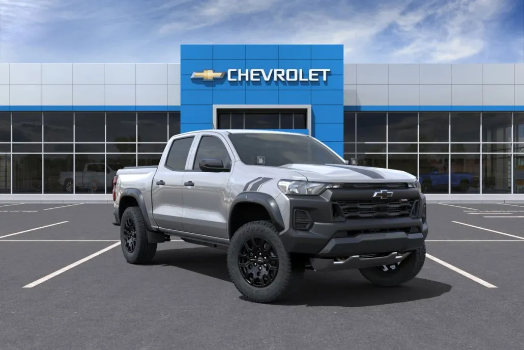 2025 Chevrolet Colorado Trail Boss photo 1