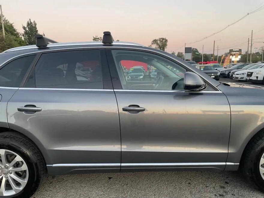 2015 Audi Q5 2.0T Prestige Hybrid TDI Premium Plus photo 1