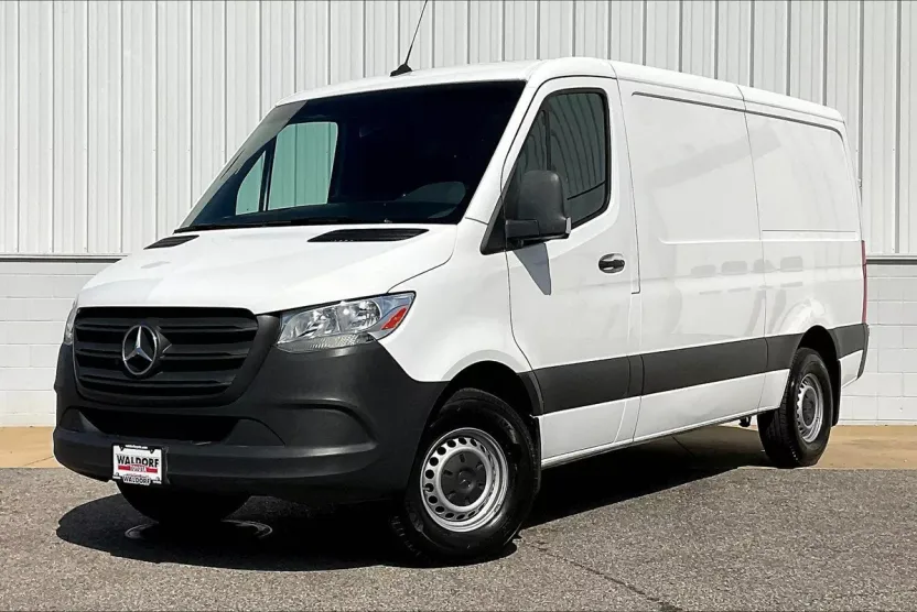2021 Mercedes Benz Sprinter Cargo Van 144 WB photo 1