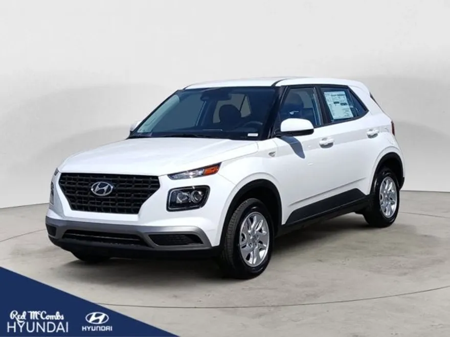 2026 Hyundai Venue SE photo 1
