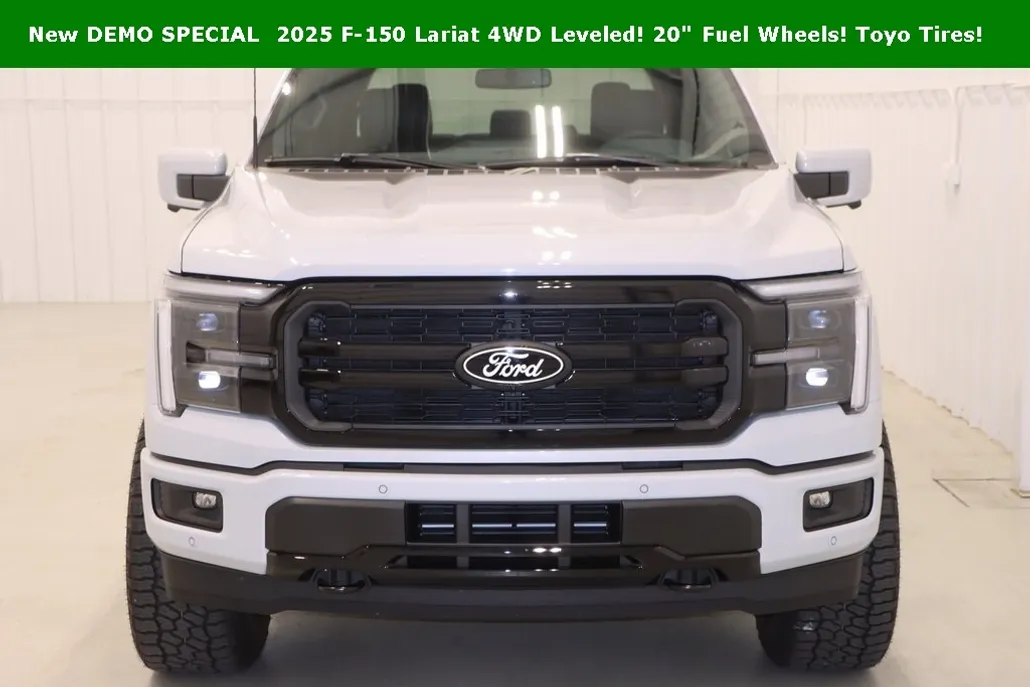 2025 Ford F-150 Lariat photo 1