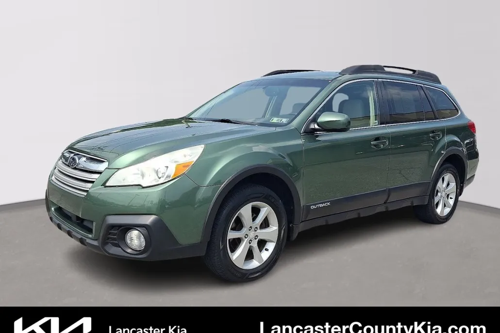 2014 Subaru Outback 2.5i Premium photo 1