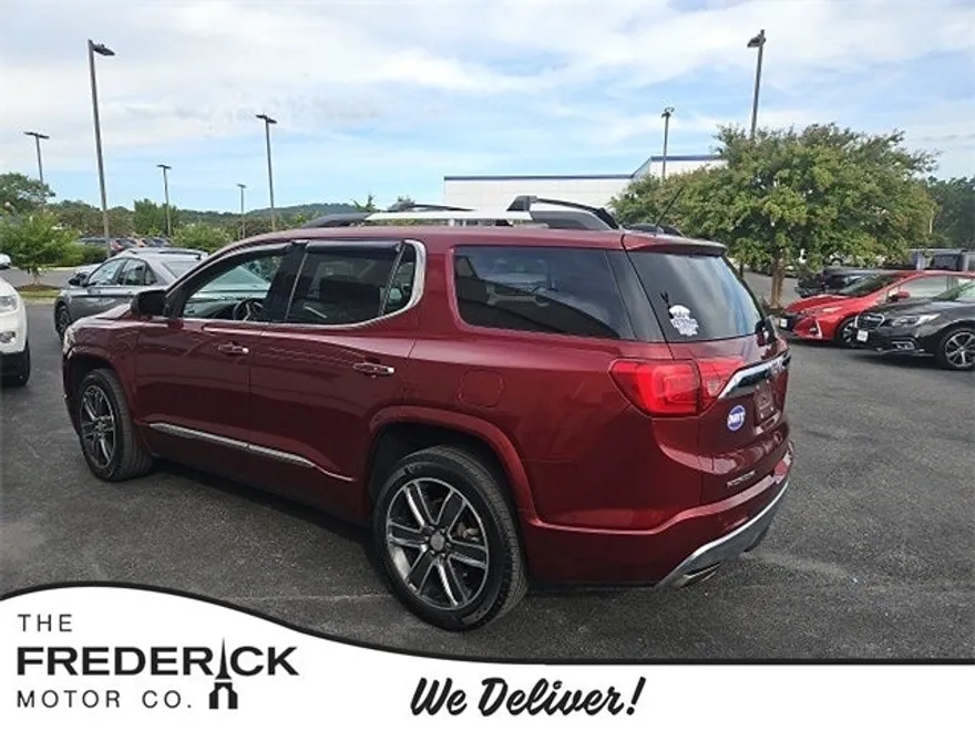 2017 Gmc Acadia Denali photo 1