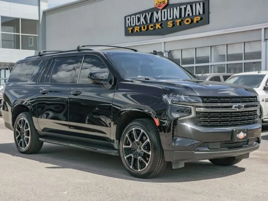 2021 Chevrolet Suburban RST photo 1
