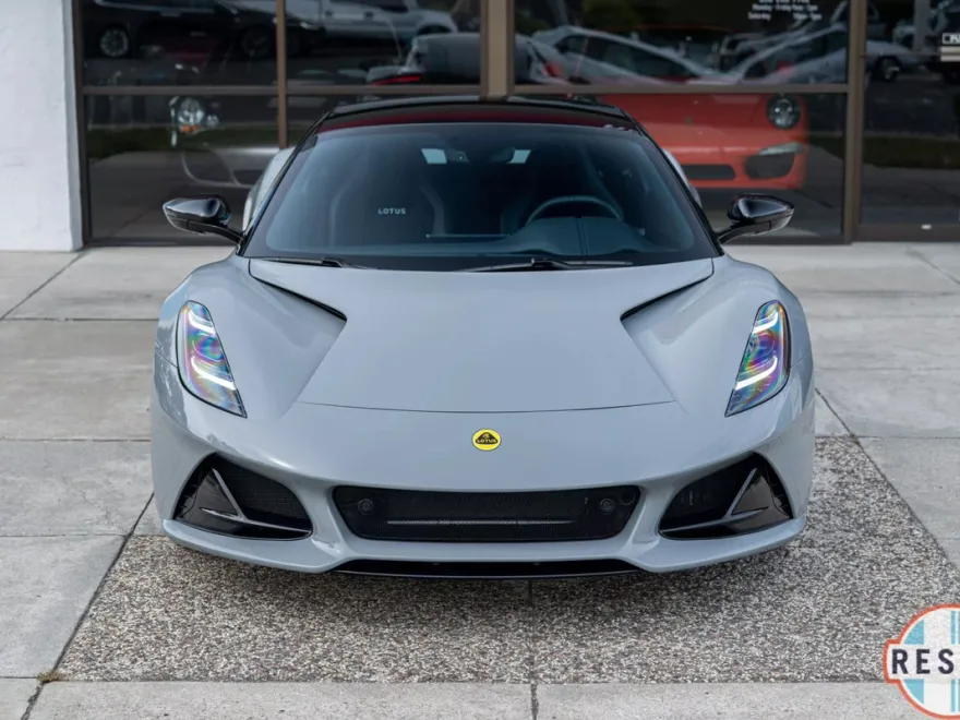 2024 Lotus Emira First Edition photo 2