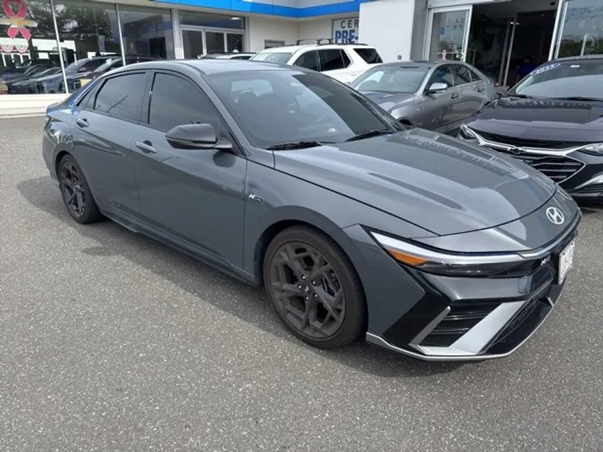 2024 Hyundai Elantra N Line photo 1