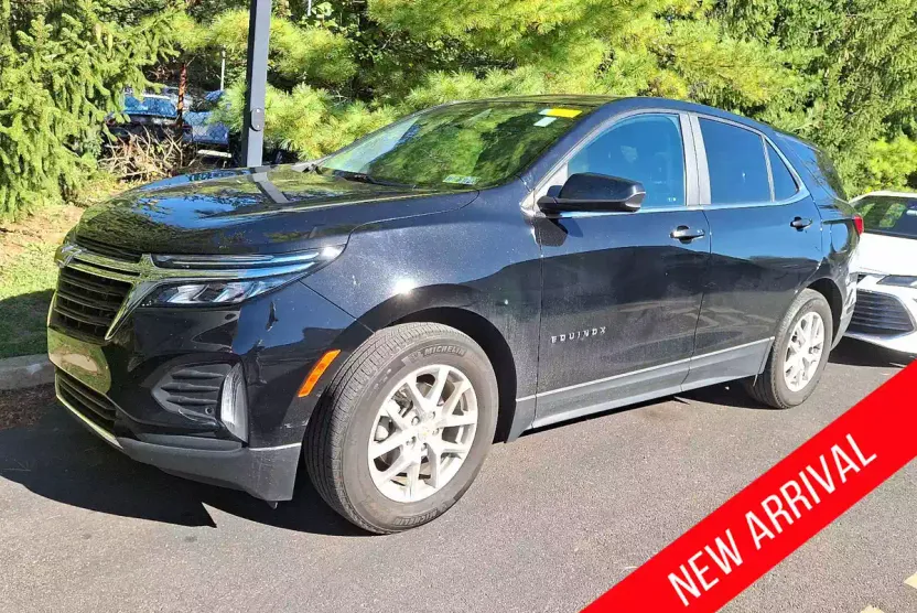 2022 Chevrolet Equinox LT photo 1