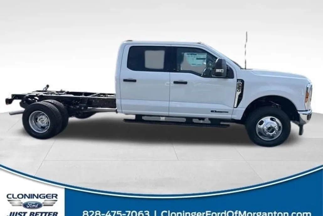 2025 Ford F-350 photo 1