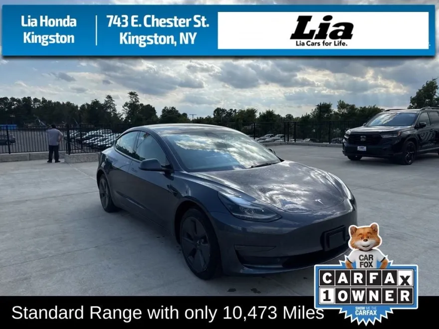 2023 Tesla Model 3 photo 1