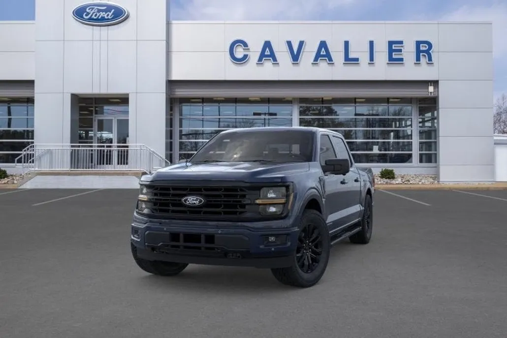 2025 Ford F-150 XLT photo 1