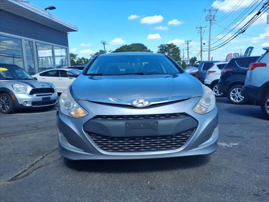 2014 Hyundai Sonata Hybrid Base photo 1