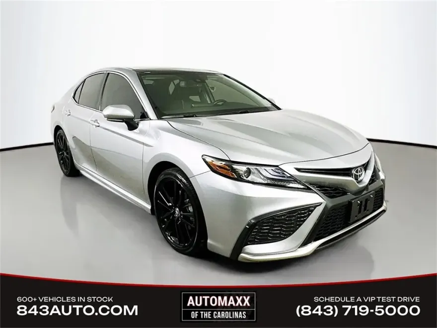 2023 Toyota Camry XSE photo 1