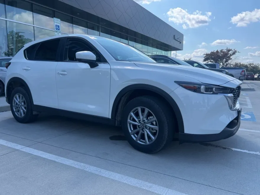 2023 Mazda CX-5 2.5 S Preferred photo 1