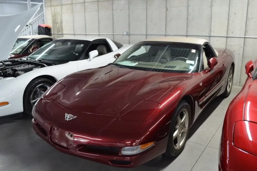 2003 Chevrolet Corvette photo 1
