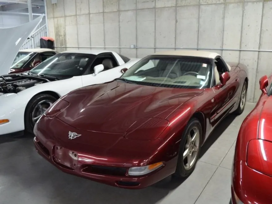 2003 Chevrolet Corvette photo 1