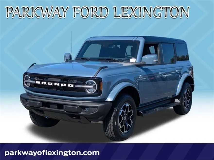 2025 Ford Bronco Outer Banks photo 1