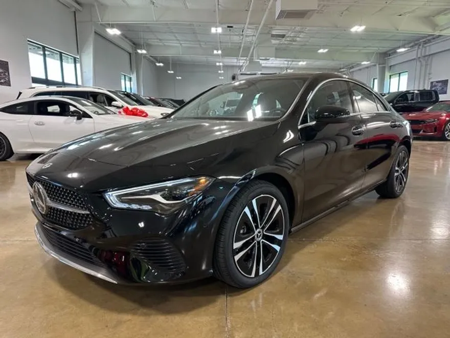 2025 Mercedes Benz CLA 250 4MATIC photo 1