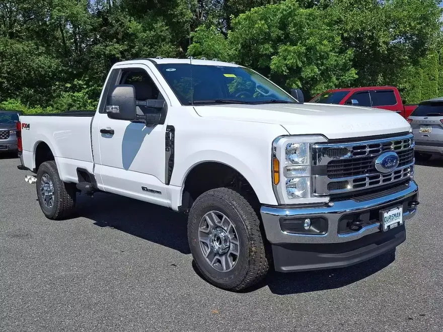 2025 Ford F-350 XLT photo 1