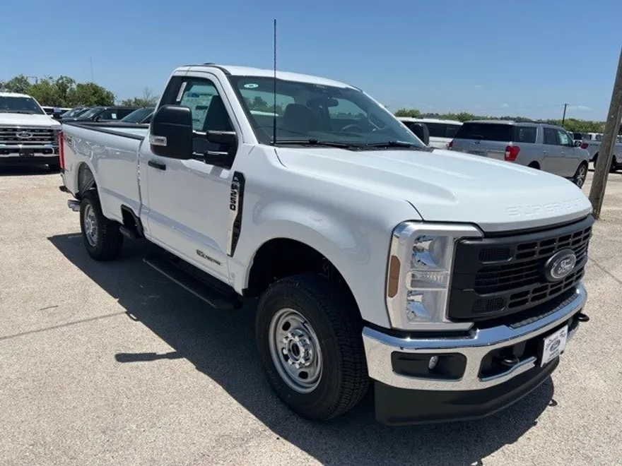 2025 Ford F-250 XL photo 1