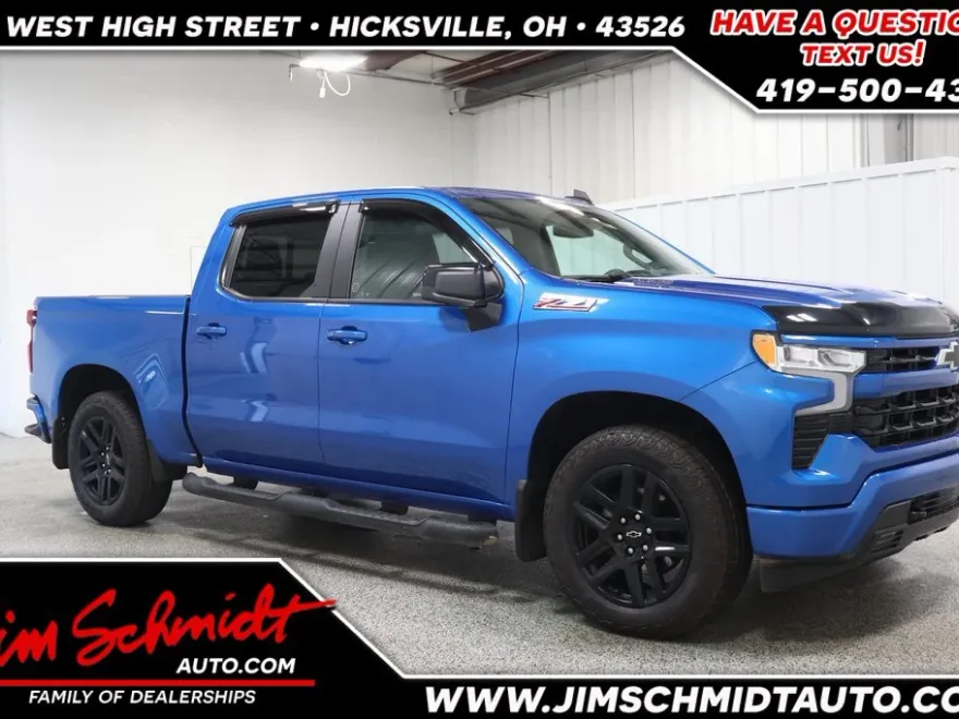 2024 Chevrolet Silverado 1500 RST photo 1