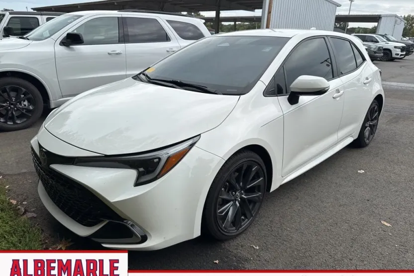 2024 Toyota Corolla XSE photo 1