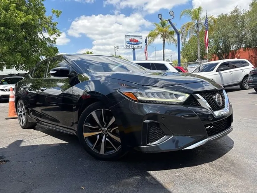2020 Nissan Maxima SL photo 1