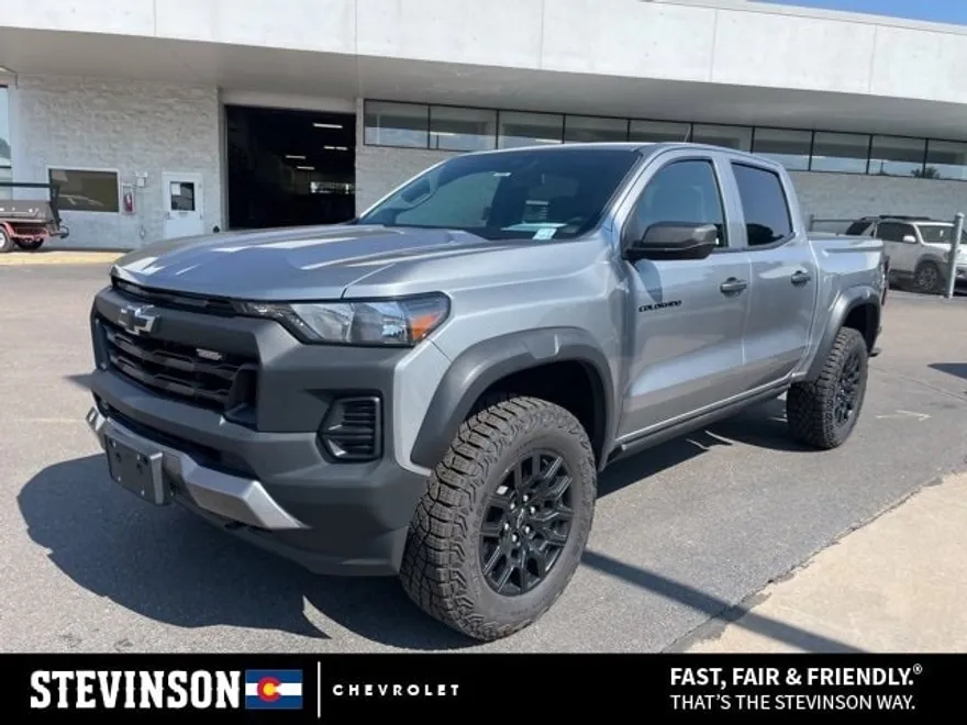 2023 Chevrolet Colorado Trail Boss photo 1