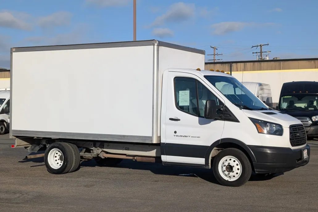 2018 Ford Transit photo 1
