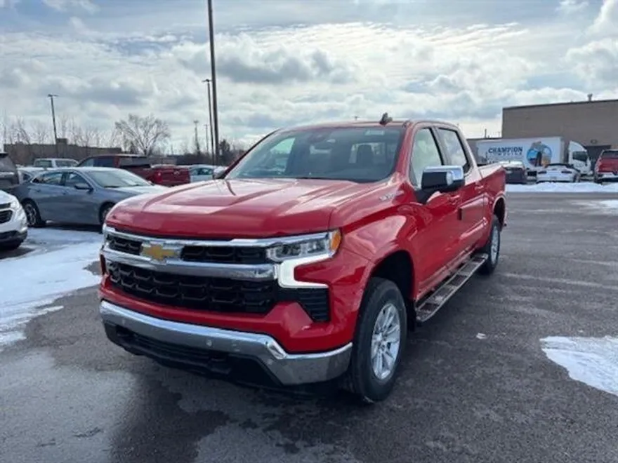 2025 Chevrolet Silverado 1500 LT photo 1