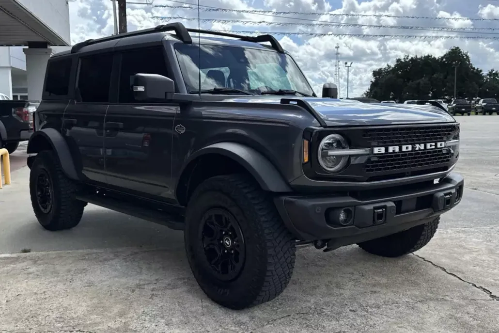 2023 Ford Bronco Base Big Bend Black Diamond Outer Banks Badlands Wildtrak Everglades photo 1