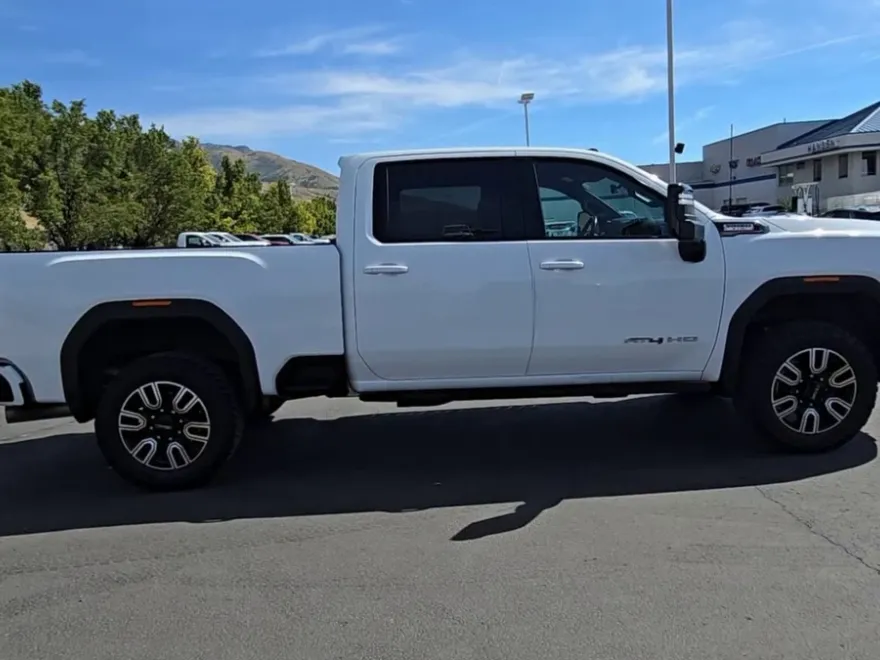 2022 Gmc Sierra 2500 HD AT4 photo 1