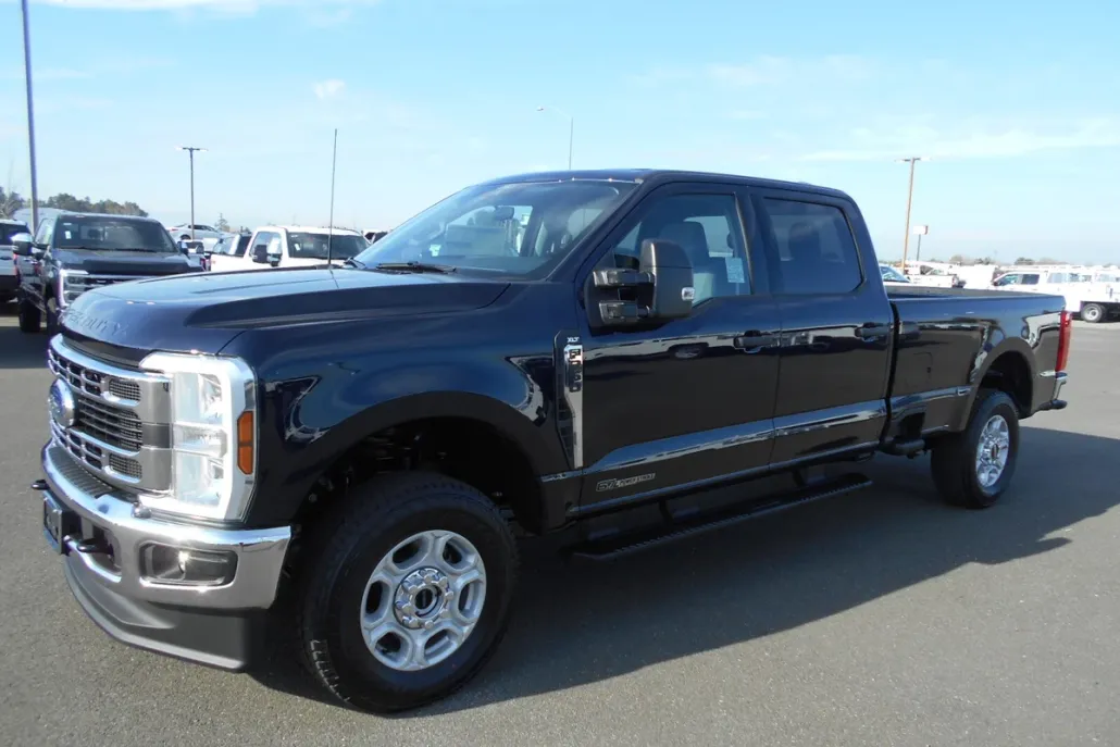 2025 Ford F-250 XLT photo 1