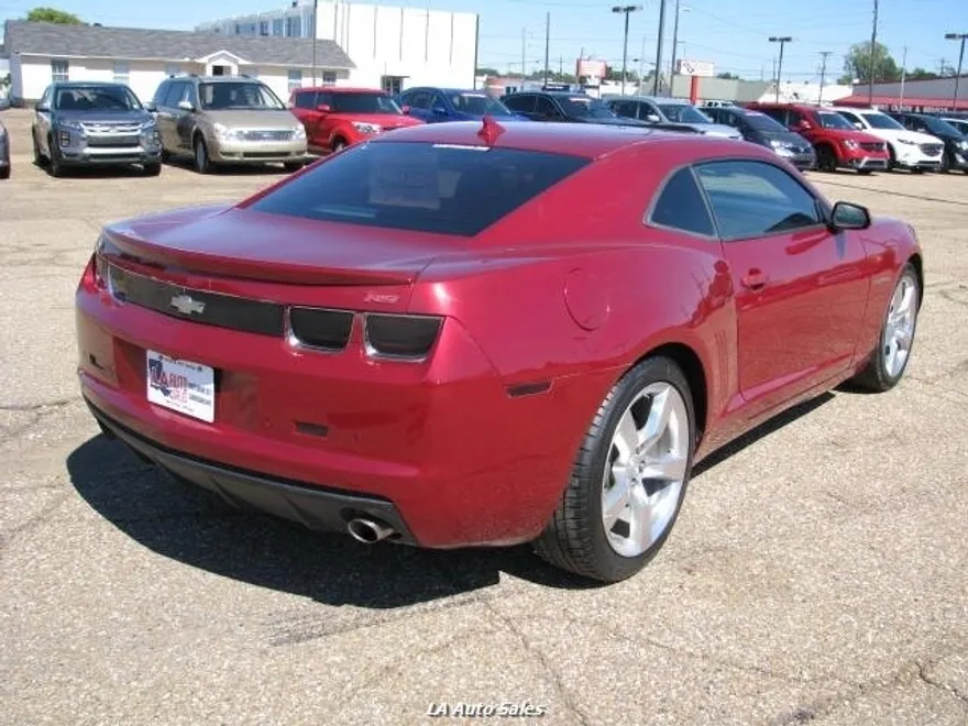 2013 Chevrolet Camaro 2LT photo 2